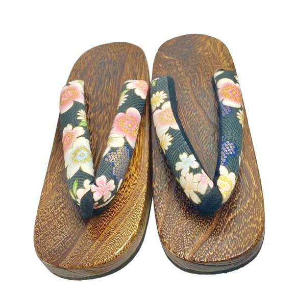 🎎 GETA Japanese Clogs Slippers Kid/woman Sandals in Cherry Blossom - Size 6 - Picture 1 of 5